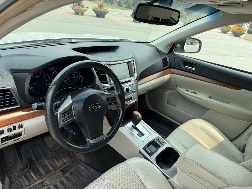 Subaru Outback 2.5i Limited 2014