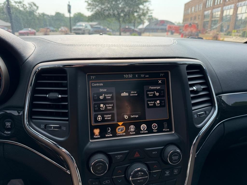 Jeep Grand Cherokee Overland 4WD 2015