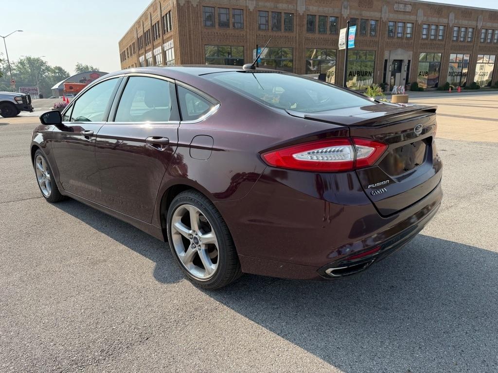 Ford Fusion SE 2013