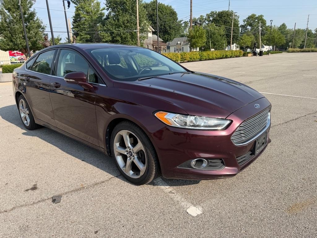 Ford Fusion SE 2013