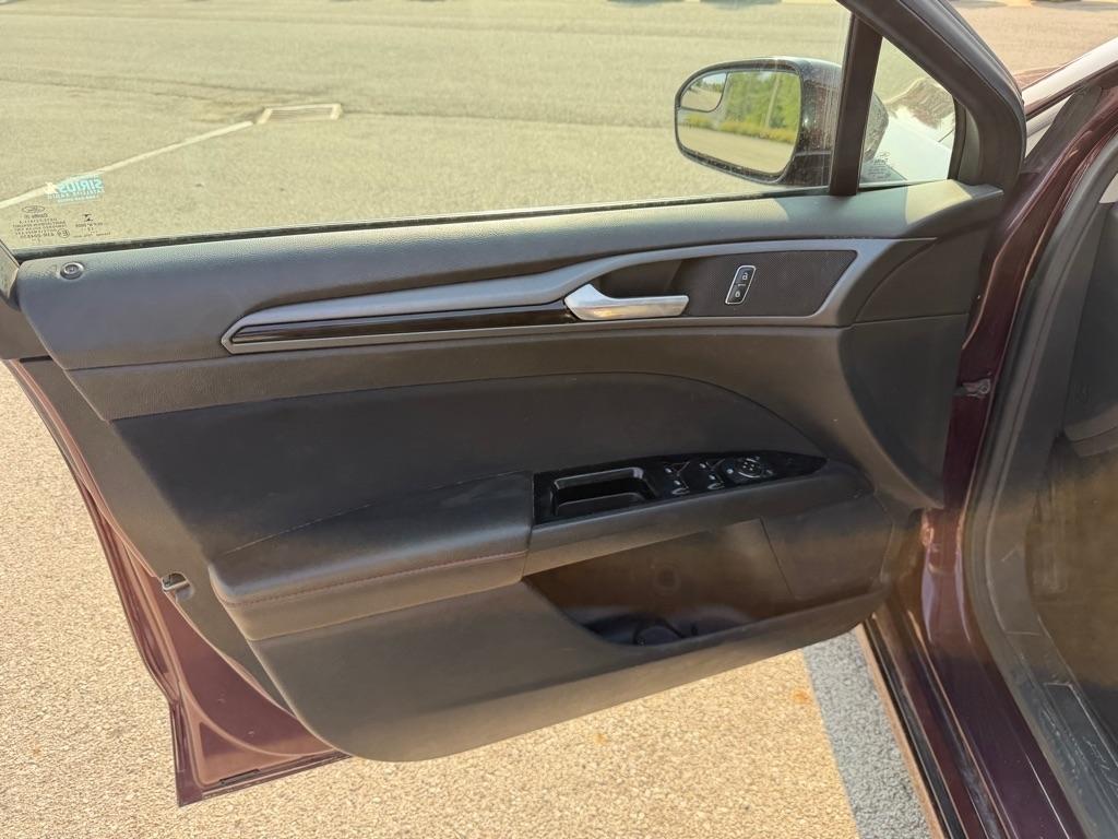 Ford Fusion SE 2013