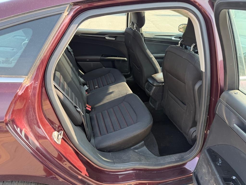 Ford Fusion SE 2013