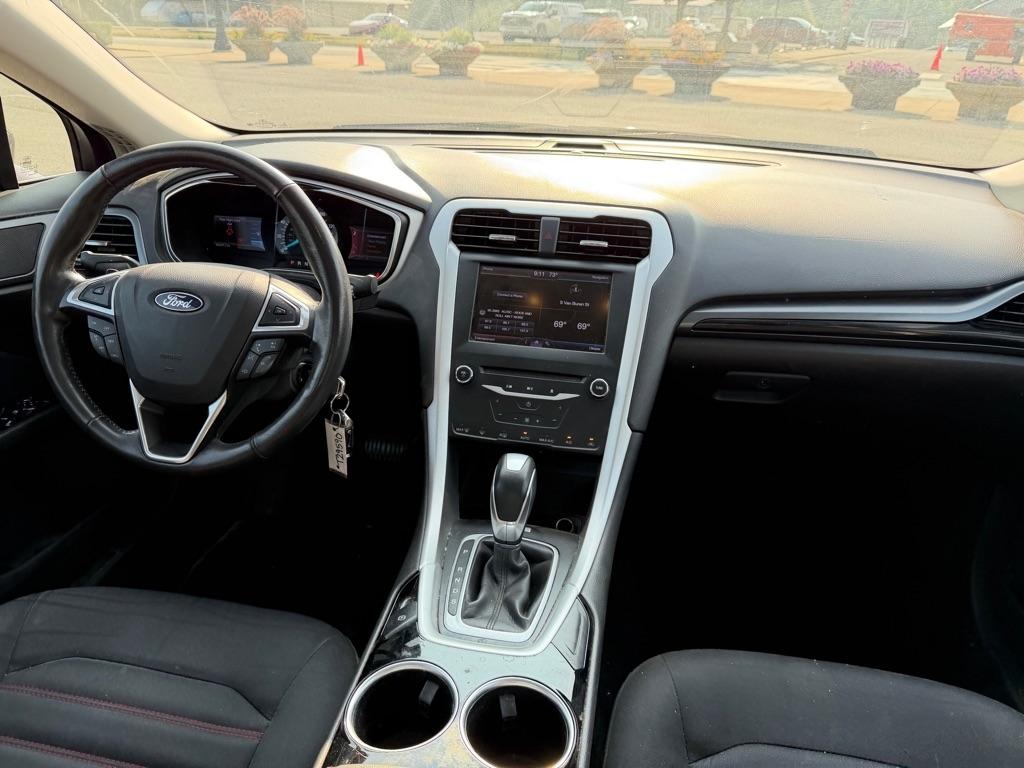 Ford Fusion SE 2013