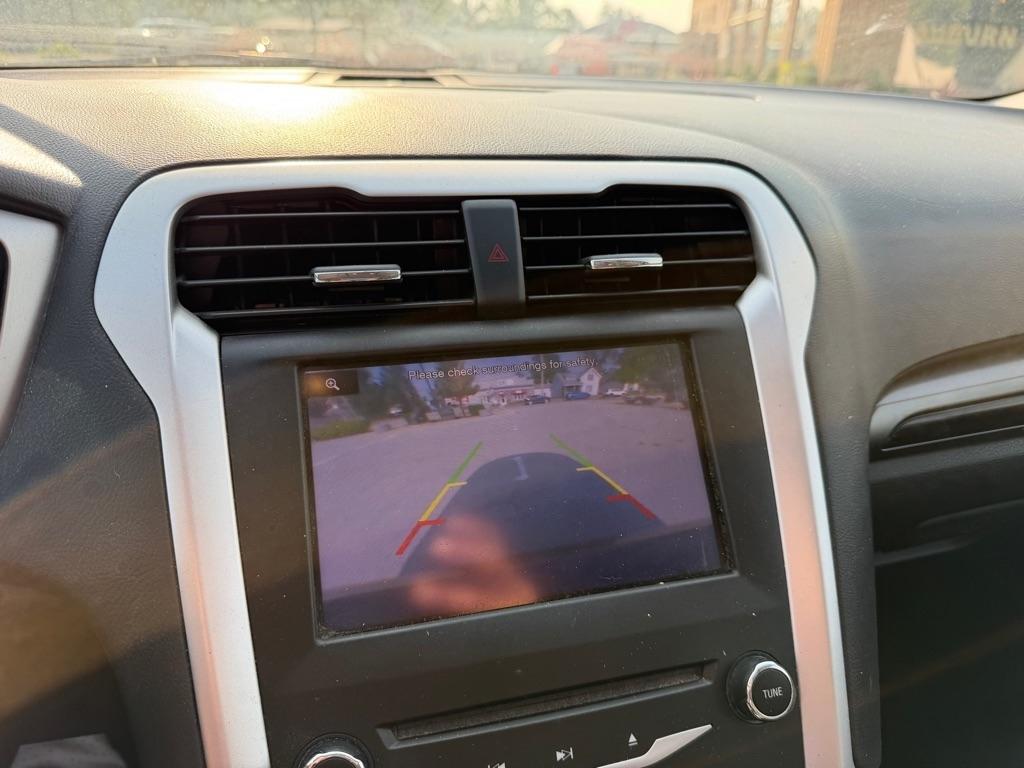 Ford Fusion SE 2013