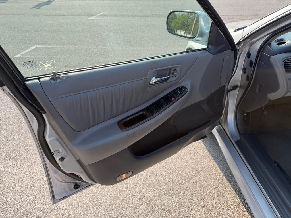 Honda Accord EX V6 sedan 2001
