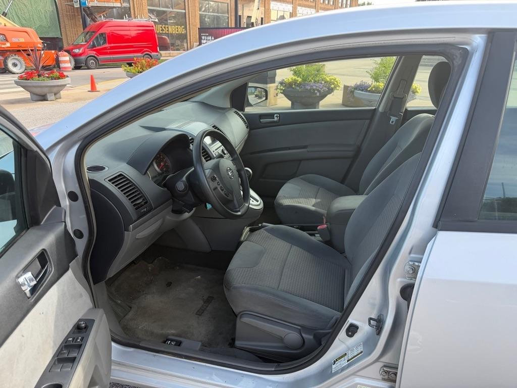 Nissan Sentra 4dr Sdn I4 CVT 2.0 S 2008