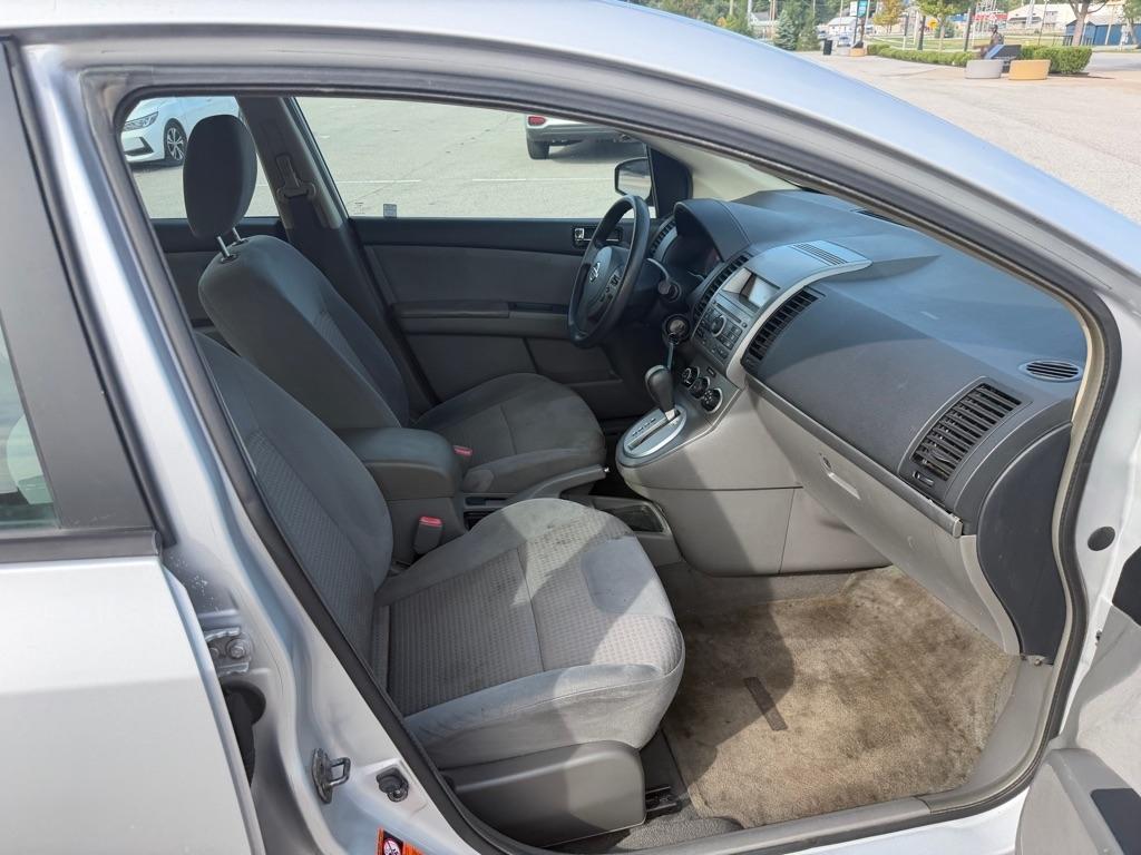 Nissan Sentra 4dr Sdn I4 CVT 2.0 S 2008