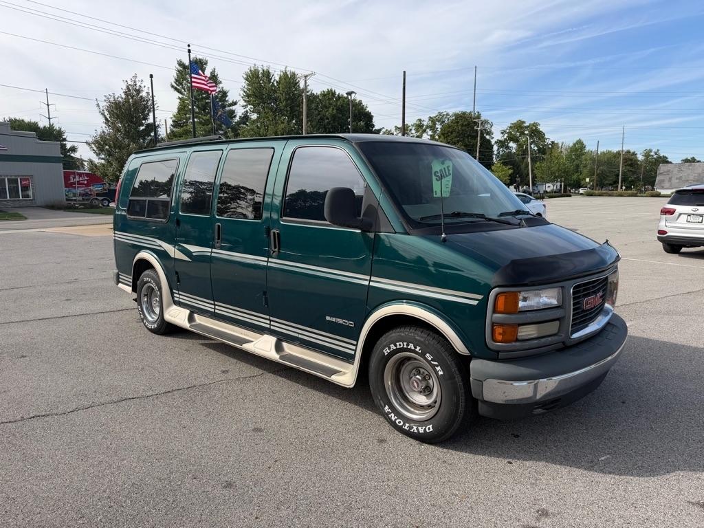 GMC Savana Cargo Van 1500 135" WB w/YF7 1998