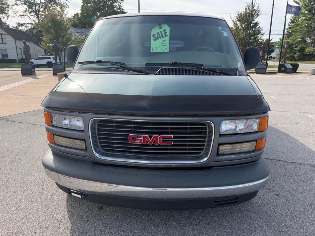 GMC Savana Cargo Van 1500 135" WB w/YF7 1998