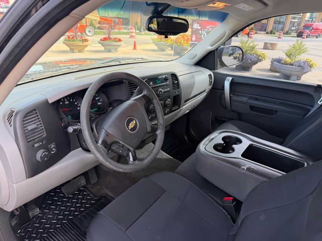 Chevrolet Silverado 1500 2WD Crew Cab 143.5" LS 2013