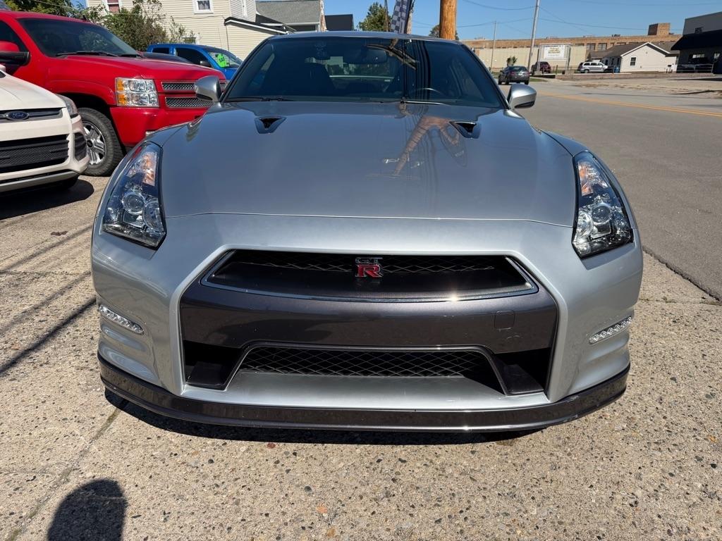 Nissan GT-R 2dr Cpe Premium 2013