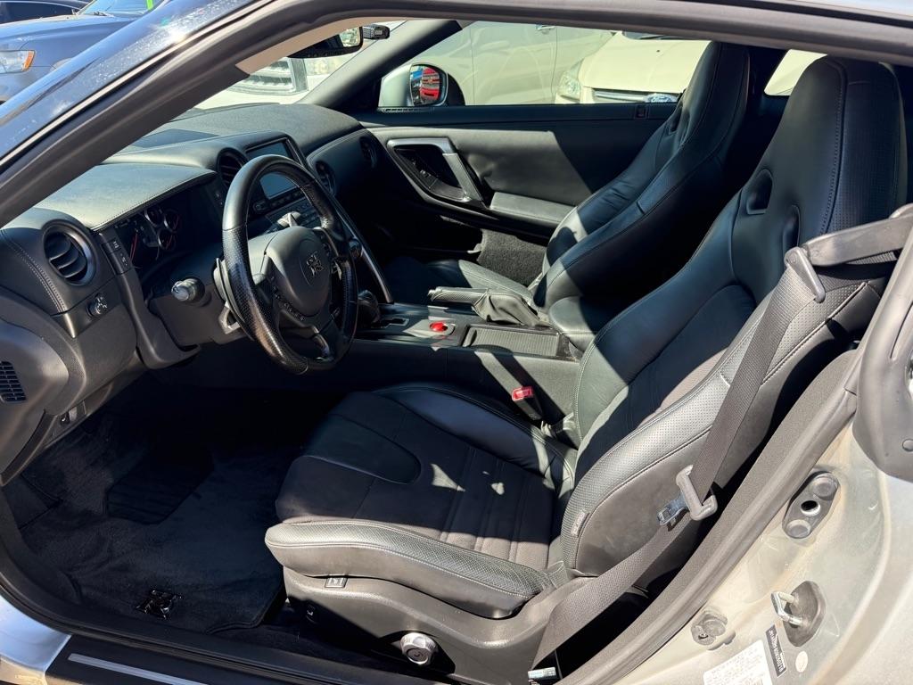 Nissan GT-R 2dr Cpe Premium 2013