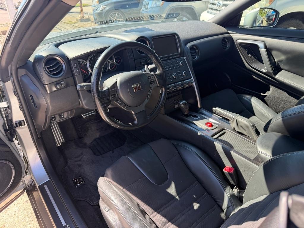 Nissan GT-R 2dr Cpe Premium 2013