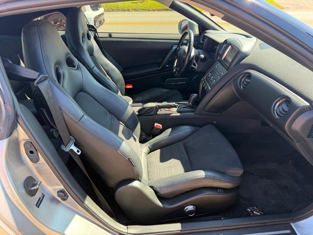 Nissan GT-R 2dr Cpe Premium 2013