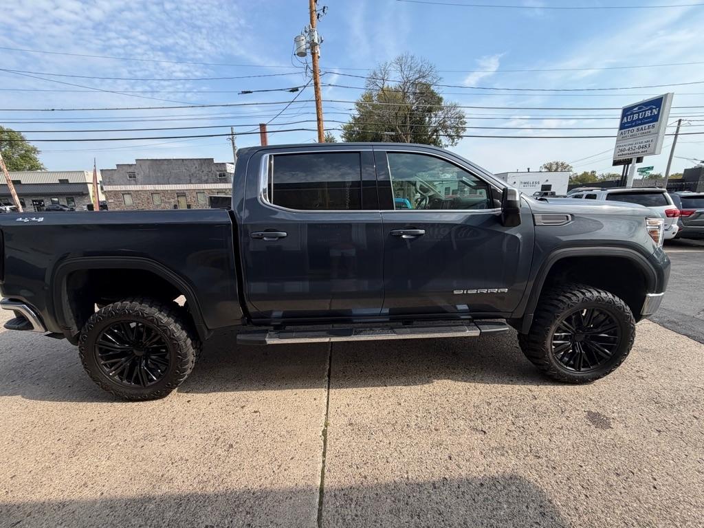 GMC Sierra 1500 Limited 4WD Crew Cab 147" SLE 2022