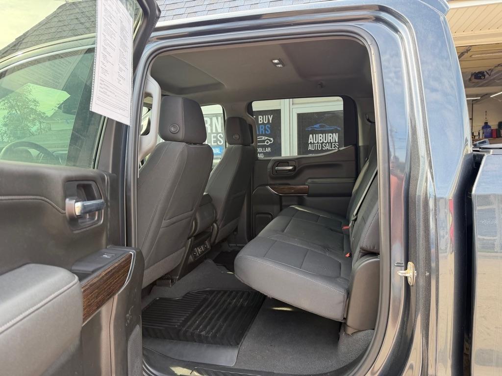 GMC Sierra 1500 Limited 4WD Crew Cab 147" SLE 2022