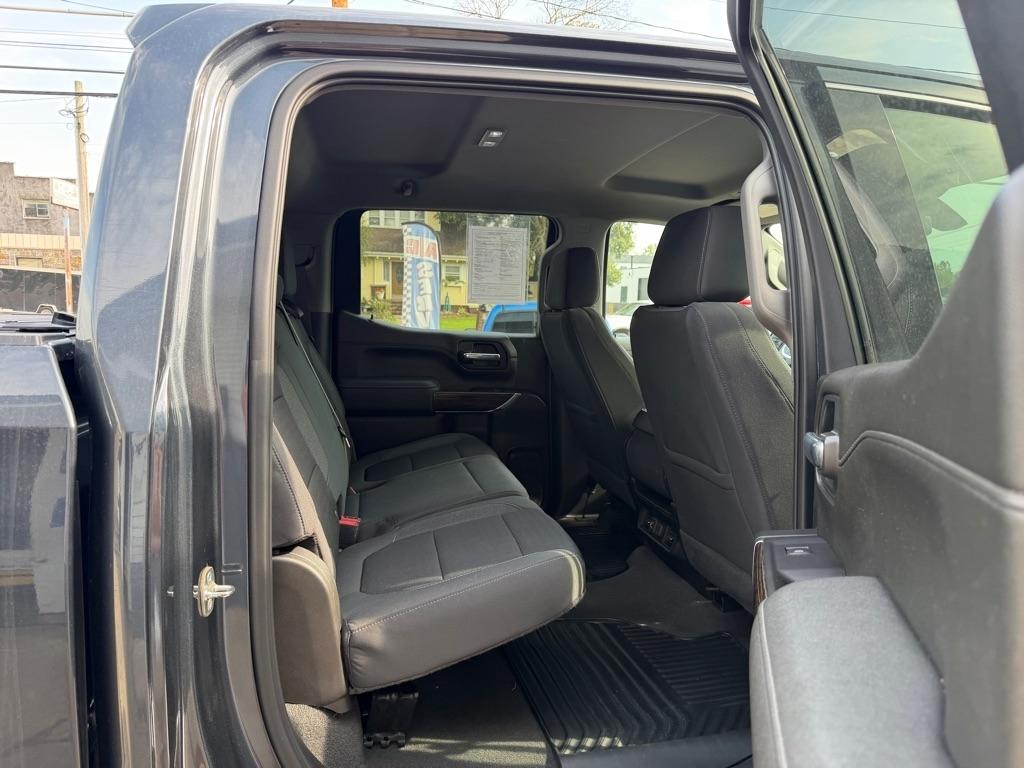 GMC Sierra 1500 Limited 4WD Crew Cab 147" SLE 2022
