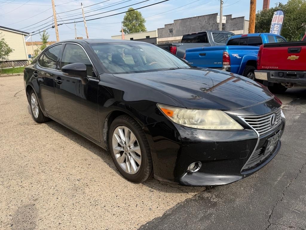 Lexus ES 300h 4dr Sdn Hybrid 2013