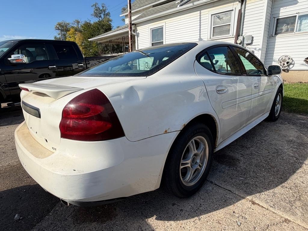 Pontiac Grand Prix 4dr Sdn GT 2005