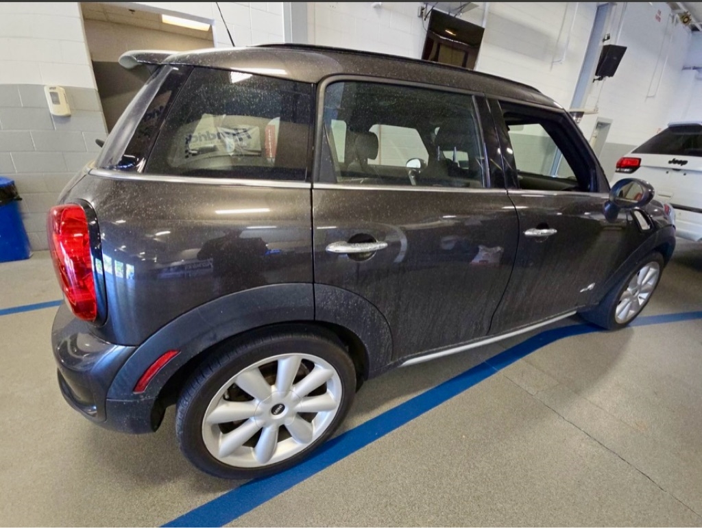 MINI Countryman  2016 MINI Countryman  2016