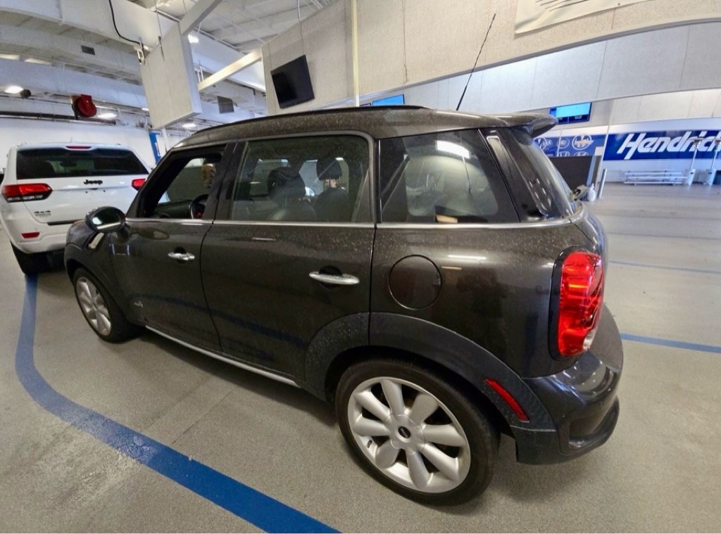 MINI Countryman  2016 MINI Countryman  2016