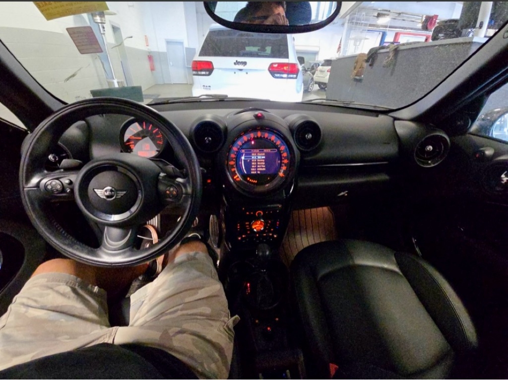 MINI Countryman  2016 MINI Countryman  2016