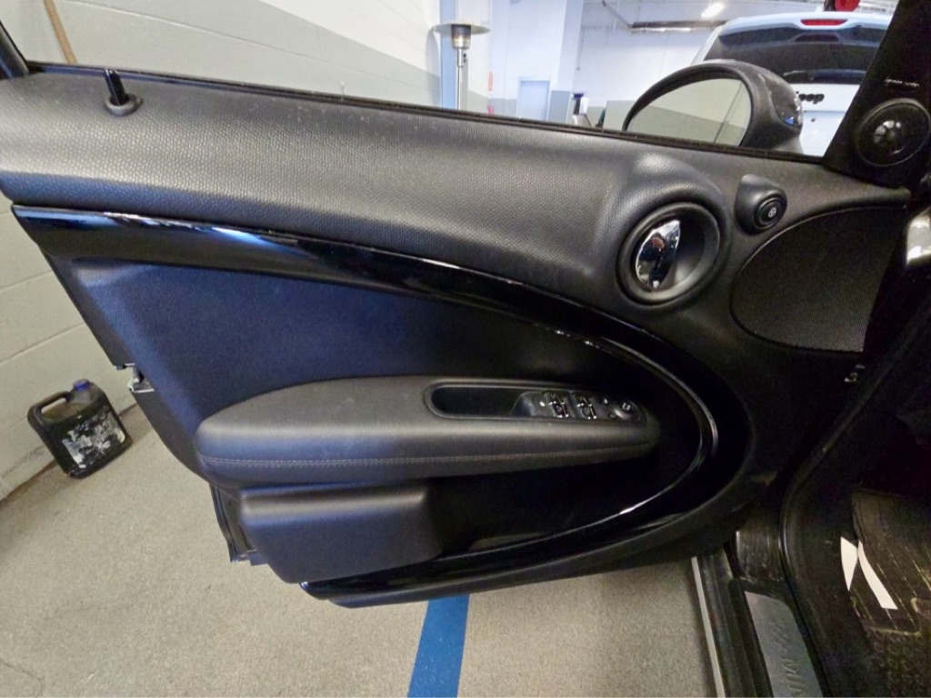 MINI Countryman  2016 MINI Countryman  2016