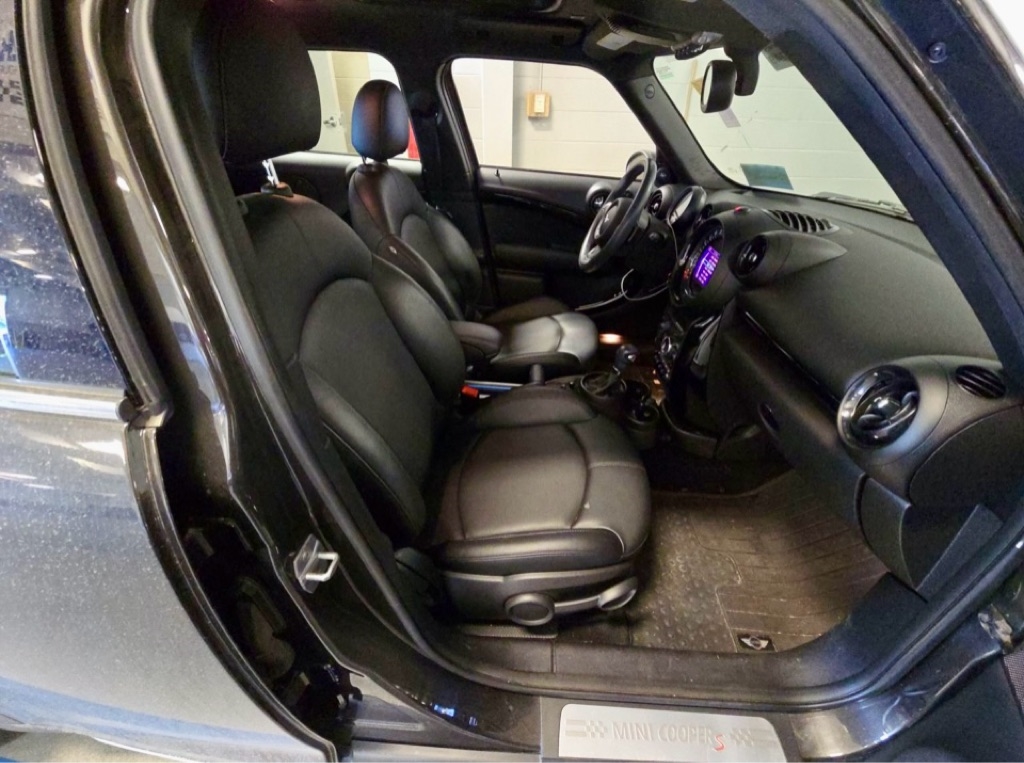 MINI Countryman  2016 MINI Countryman  2016