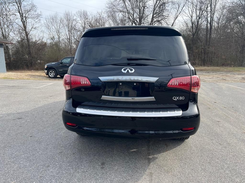 Infiniti QX80 Base 2017