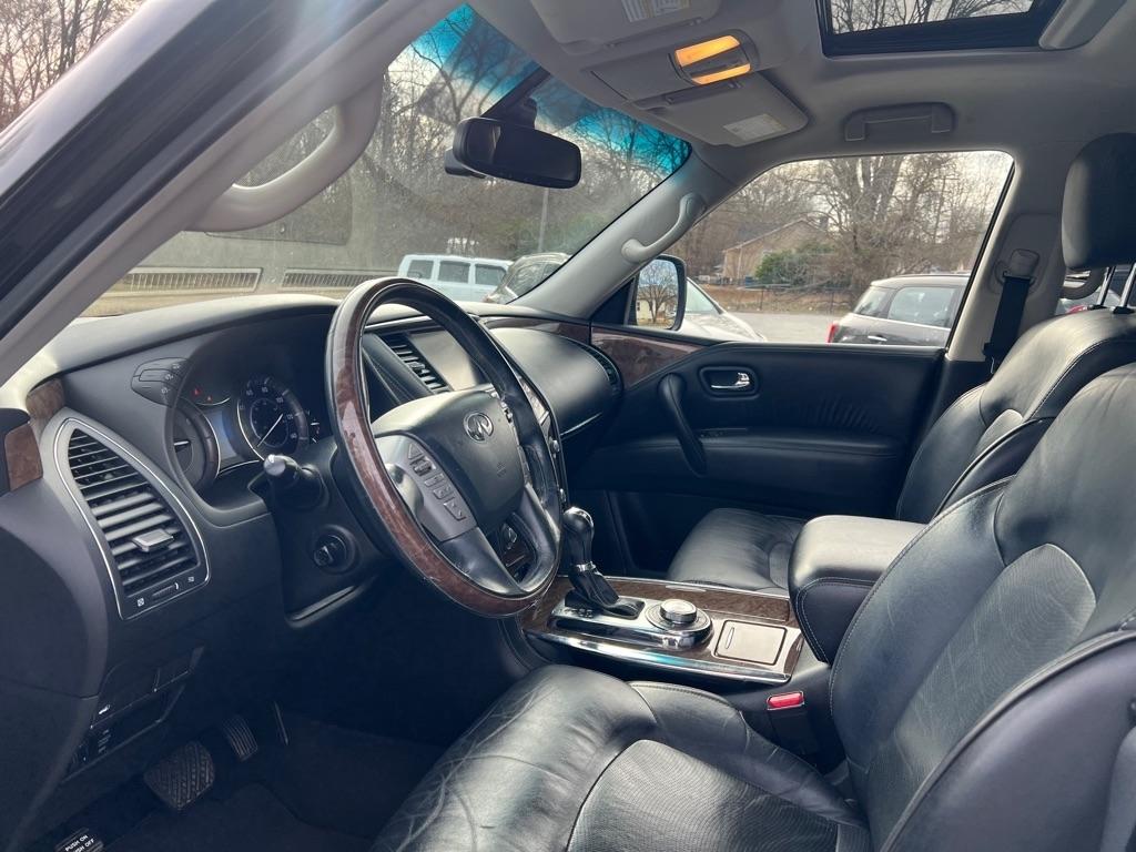 Infiniti QX80 Base 2017