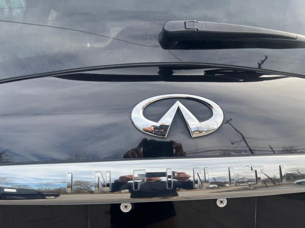 Infiniti QX80 Base 2017