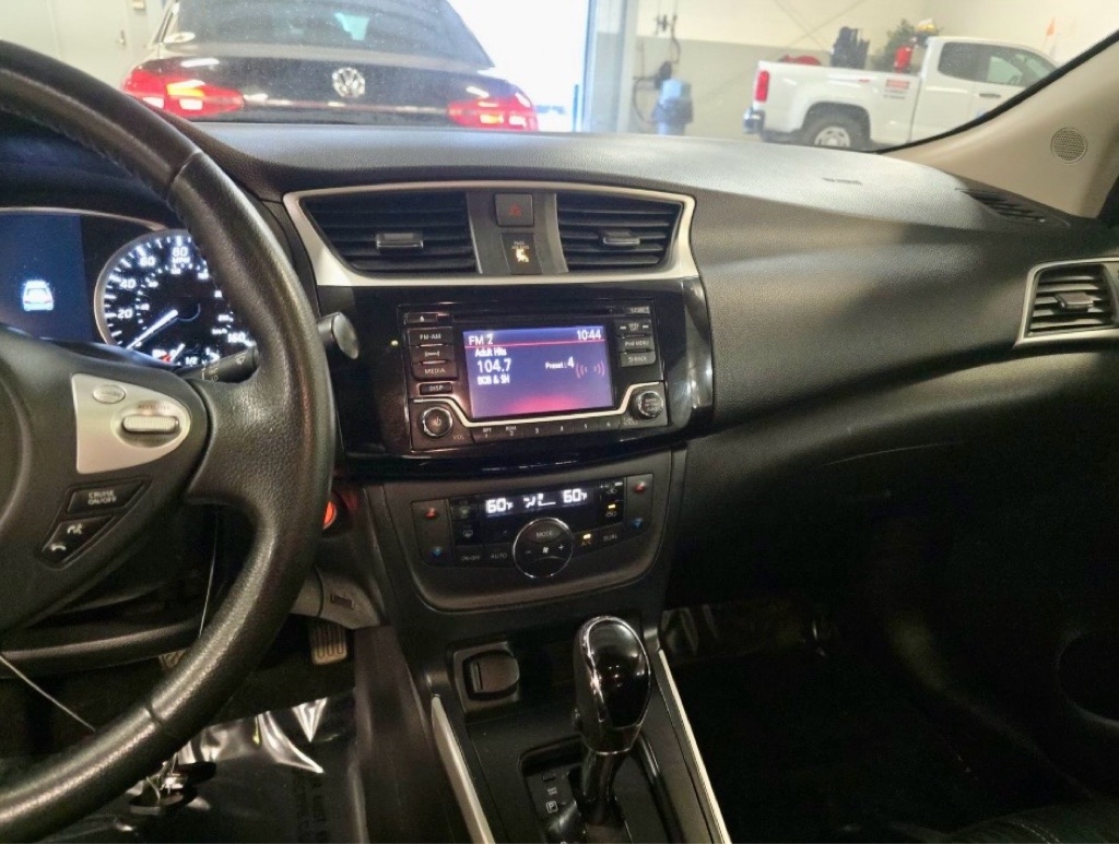 Nissan Sentra S 2018