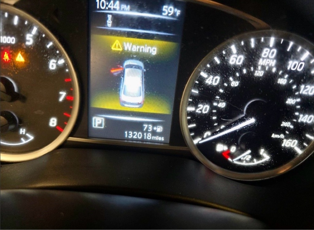 Nissan Sentra S 2018