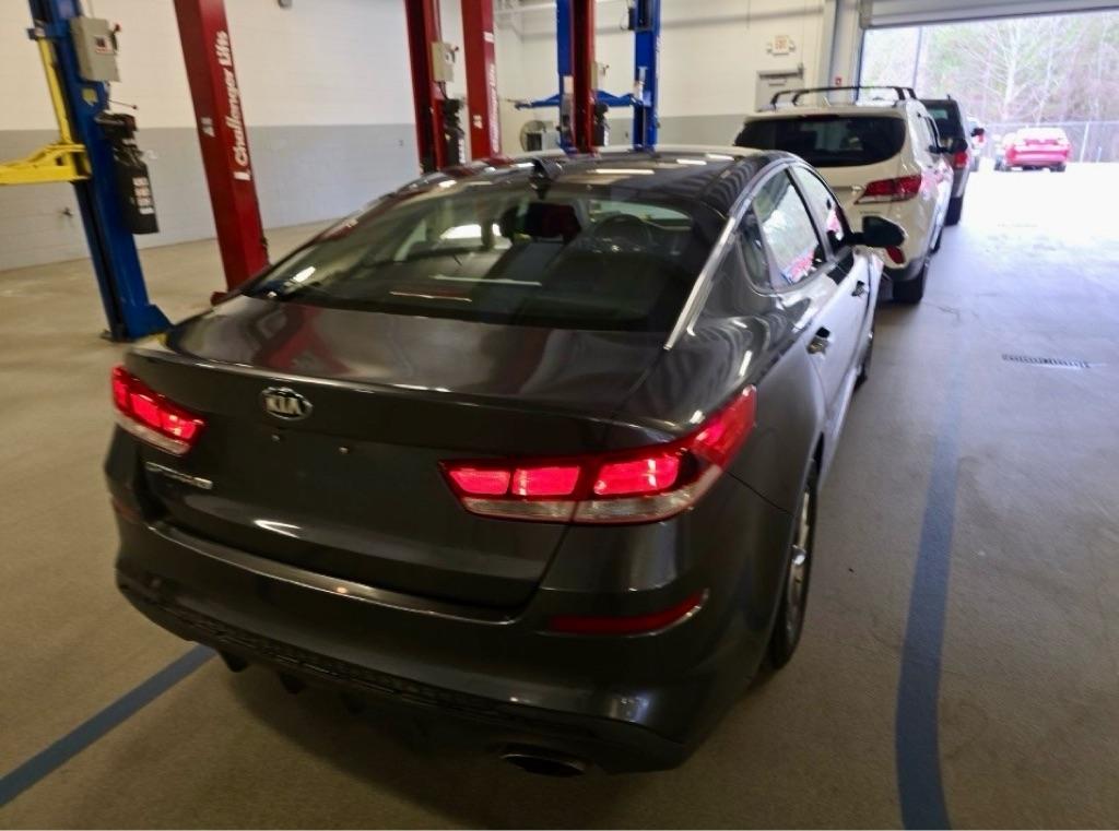 Kia Optima  2020