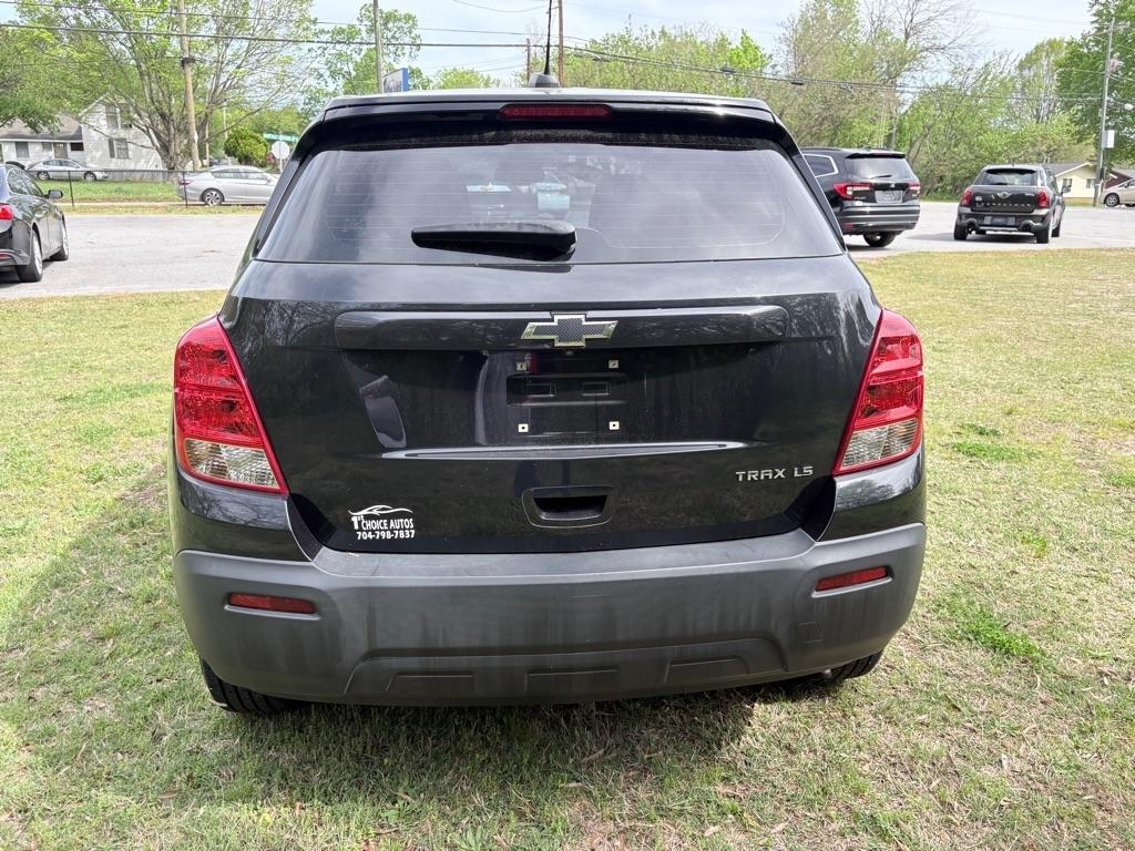 2016 Chevrolet Trax LS - Photo 26