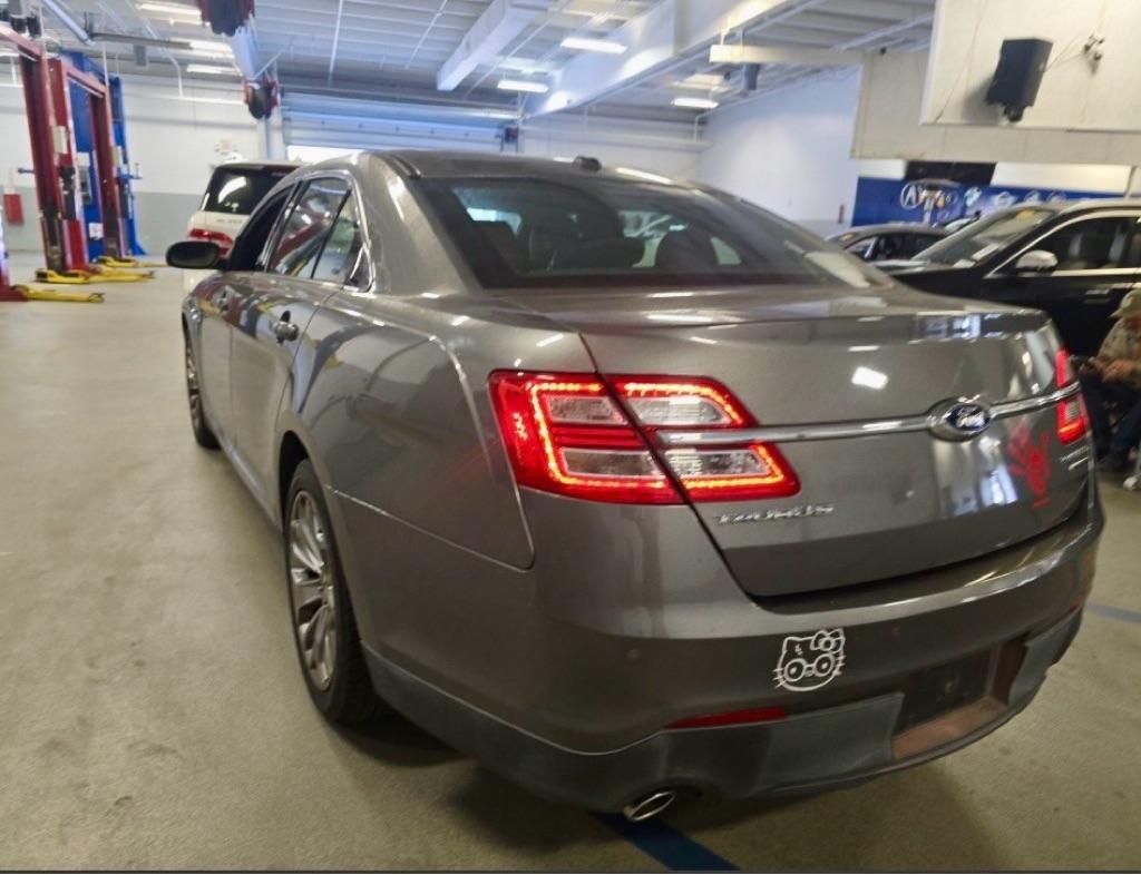 Ford Taurus Limited 2014