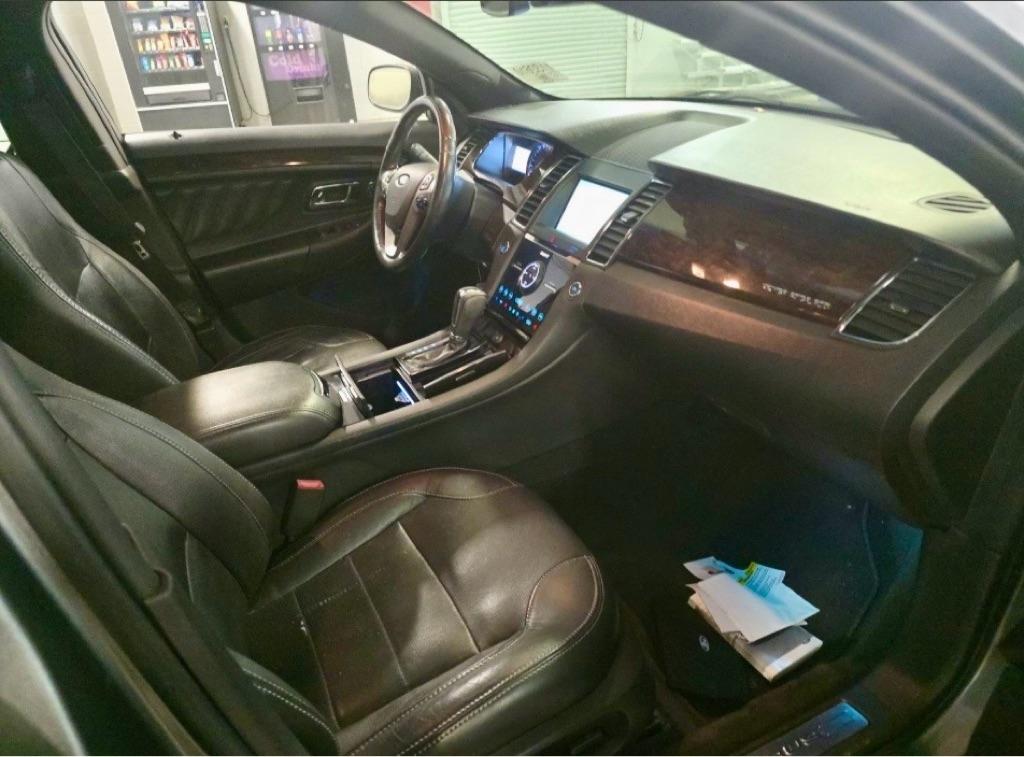 Ford Taurus Limited 2014