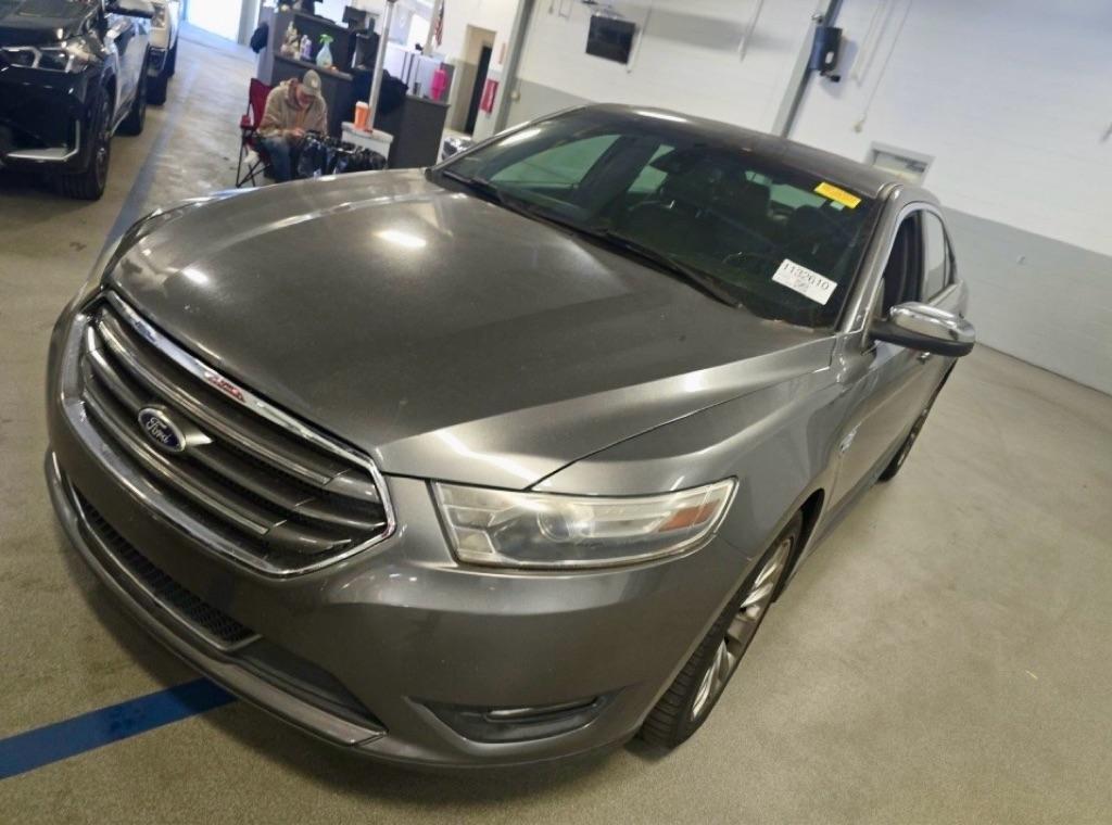 Ford Taurus  2014
