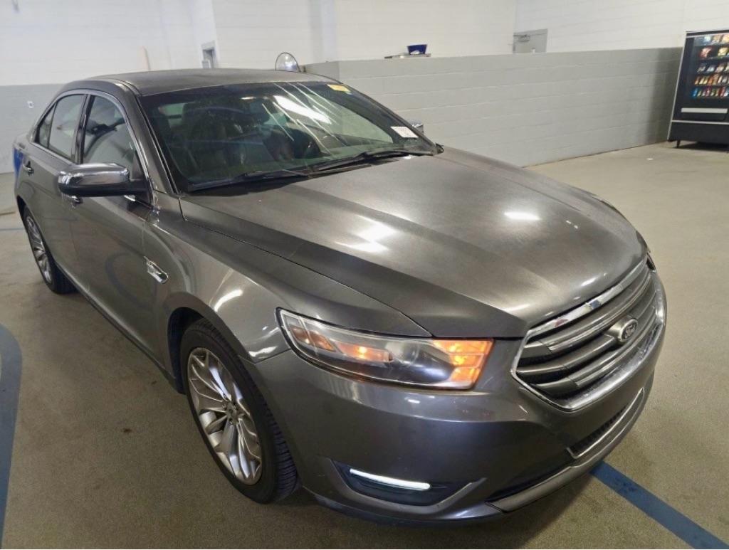 Ford Taurus  2014