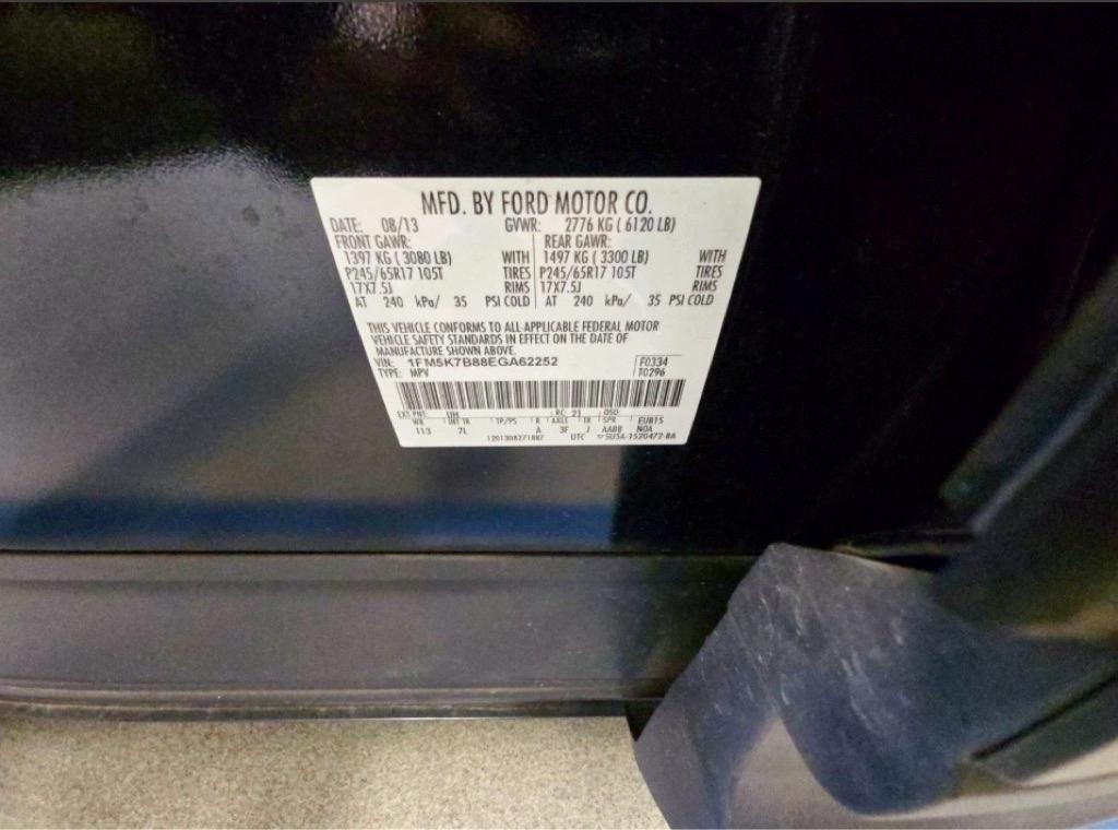 Ford Explorer Base FWD 2014