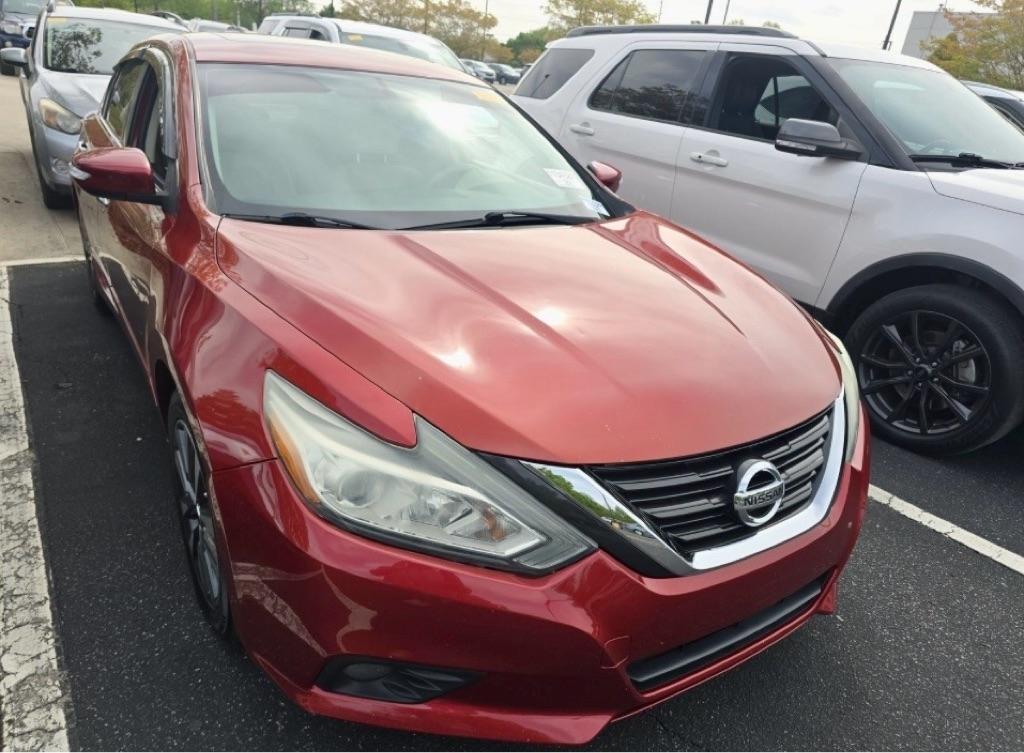 Nissan Altima  2016