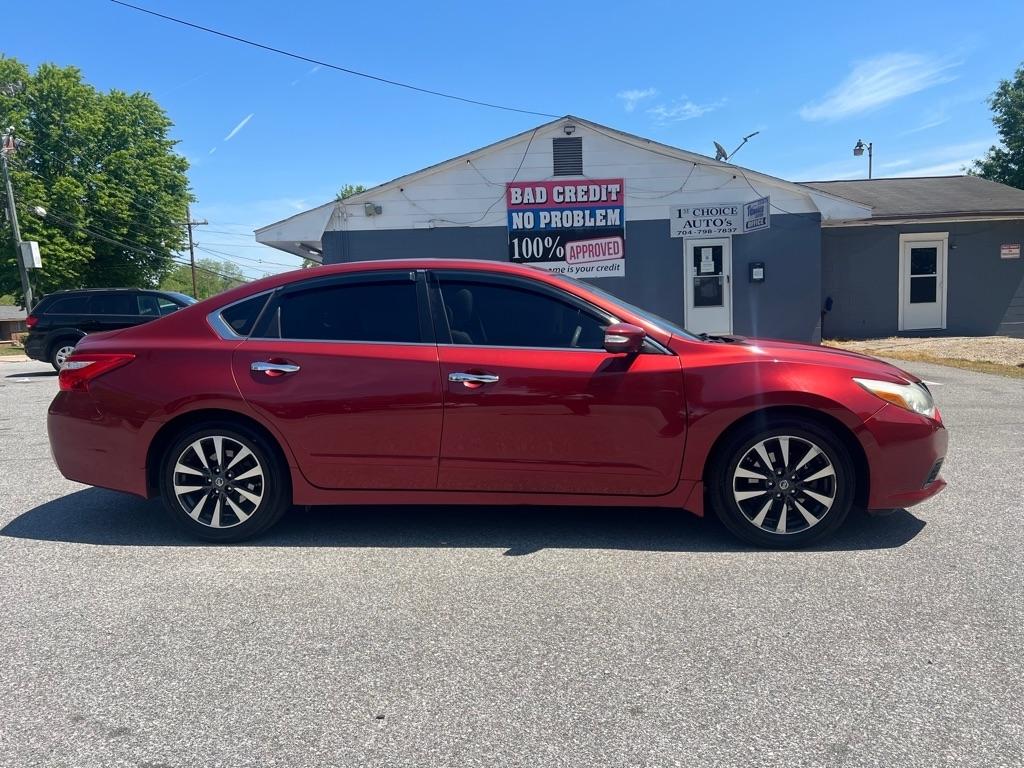 Nissan Altima  2016