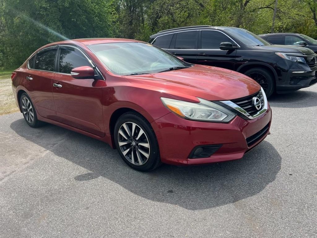 Nissan Altima  2016