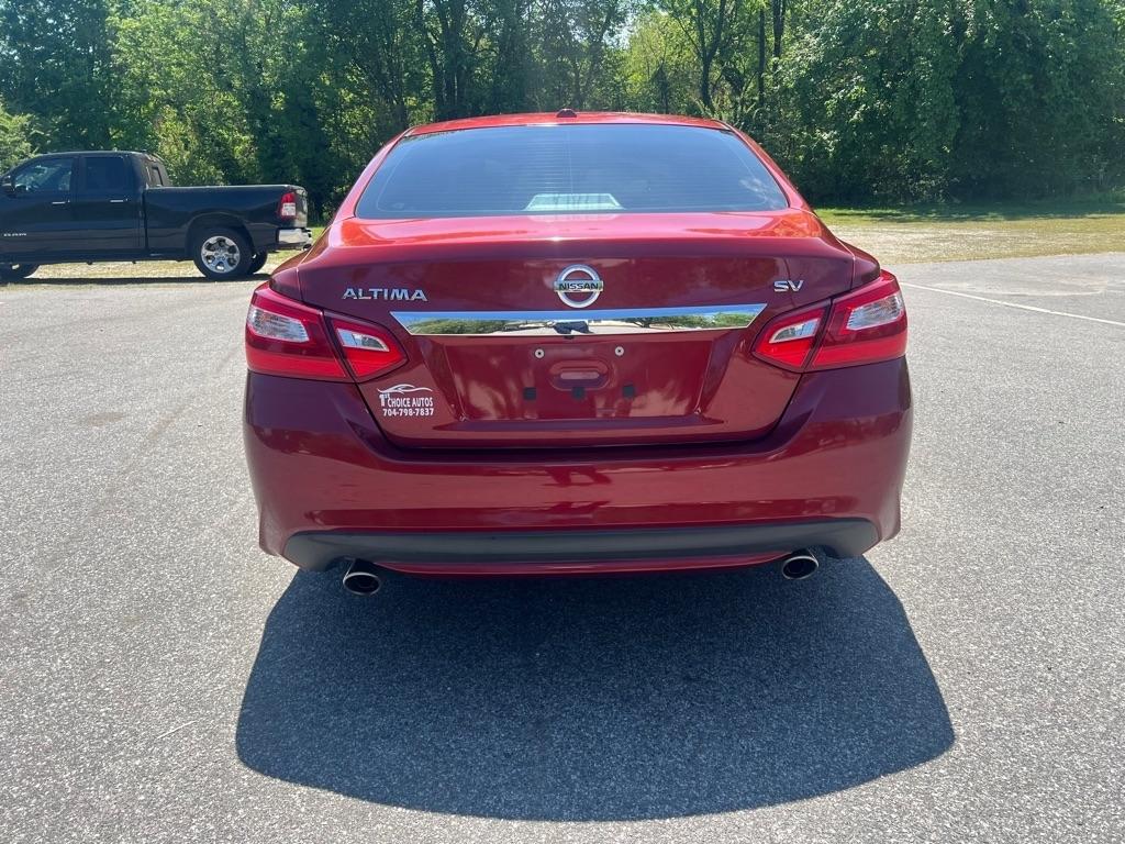 Nissan Altima  2016