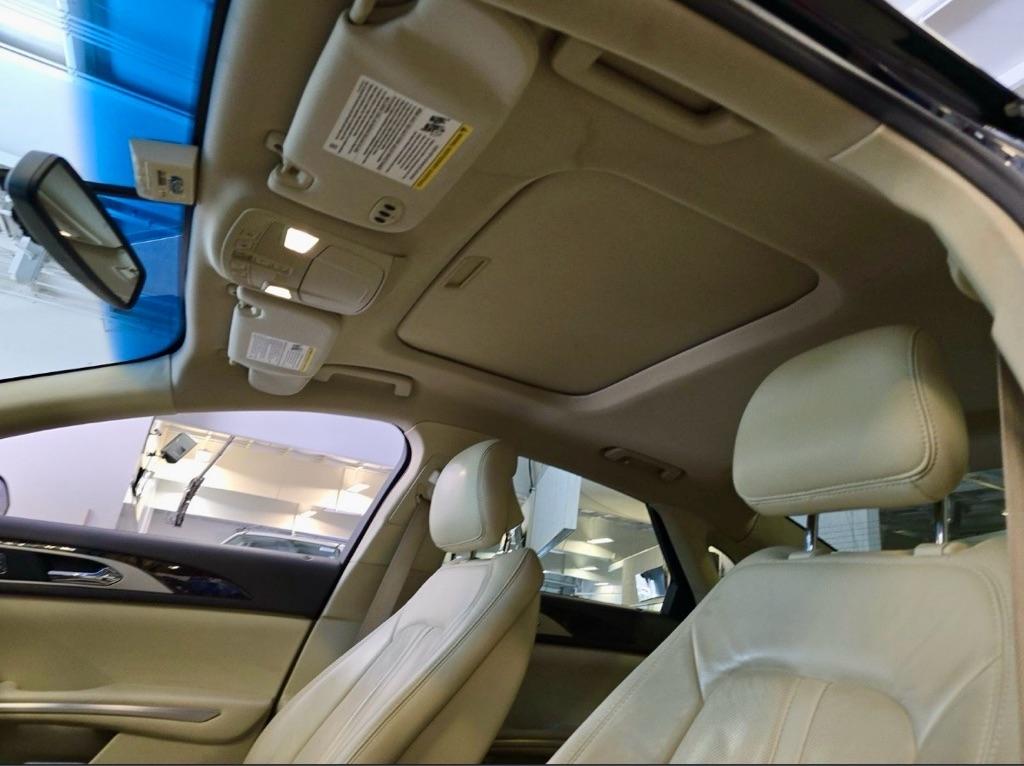 Lincoln MKZ Hybrid  2015