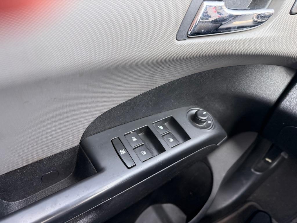 Chevrolet Sonic LT 2015