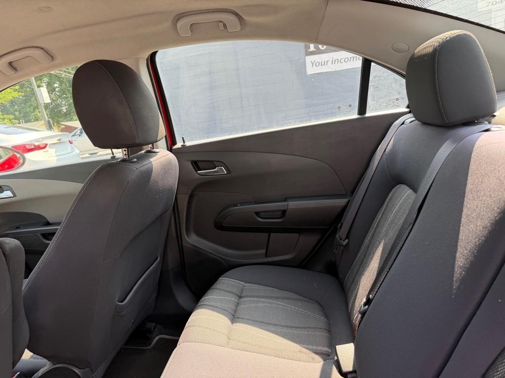 Chevrolet Sonic LT 2015