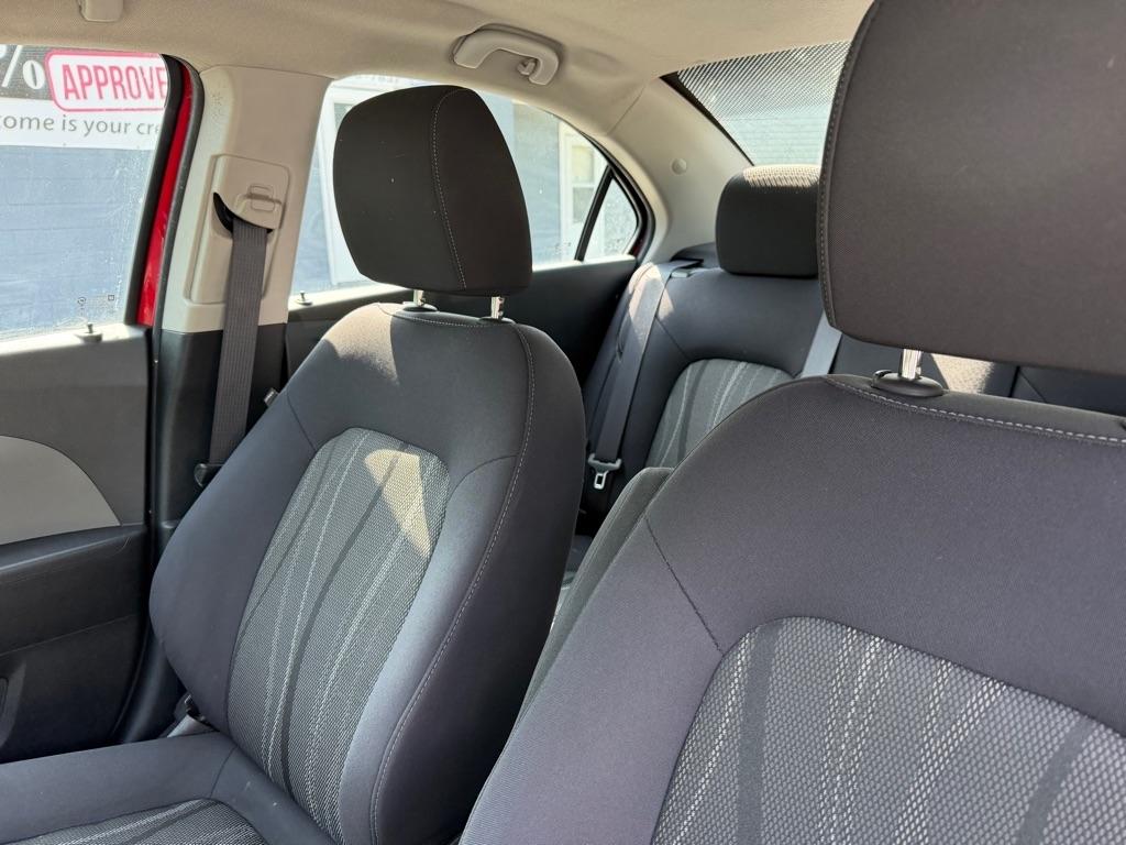 Chevrolet Sonic LT 2015