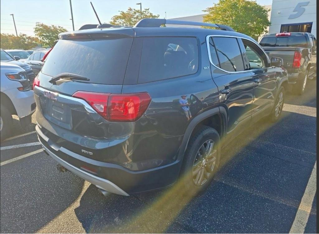 GMC Acadia SLT-1 2019