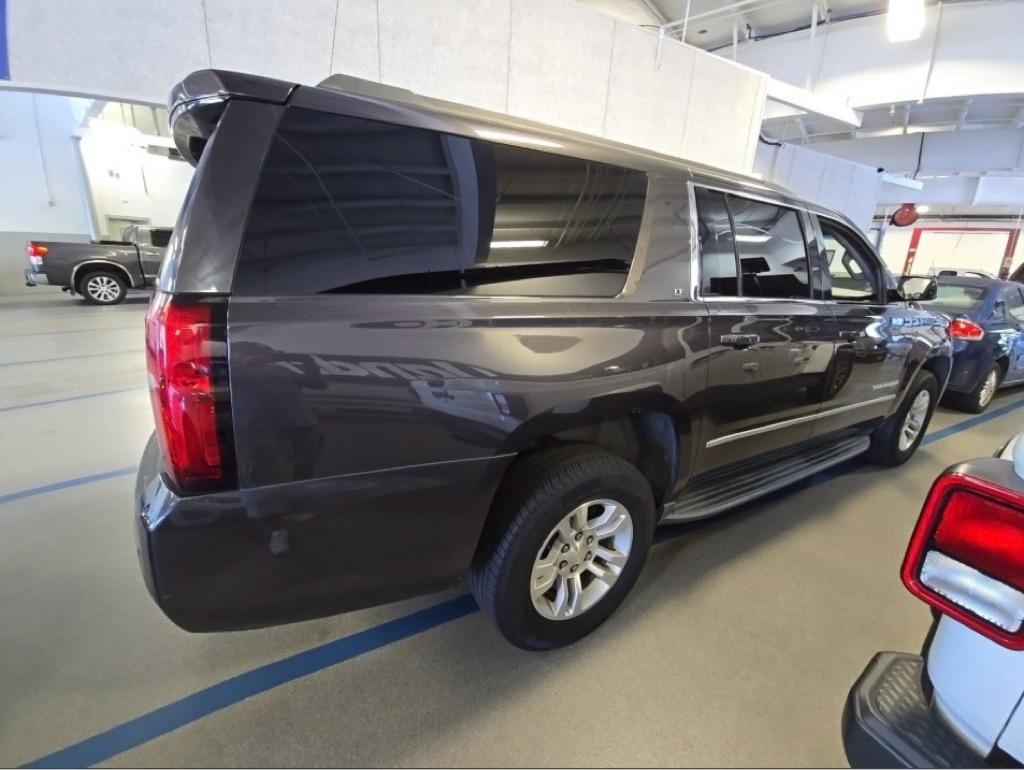 Chevrolet Suburban  2018